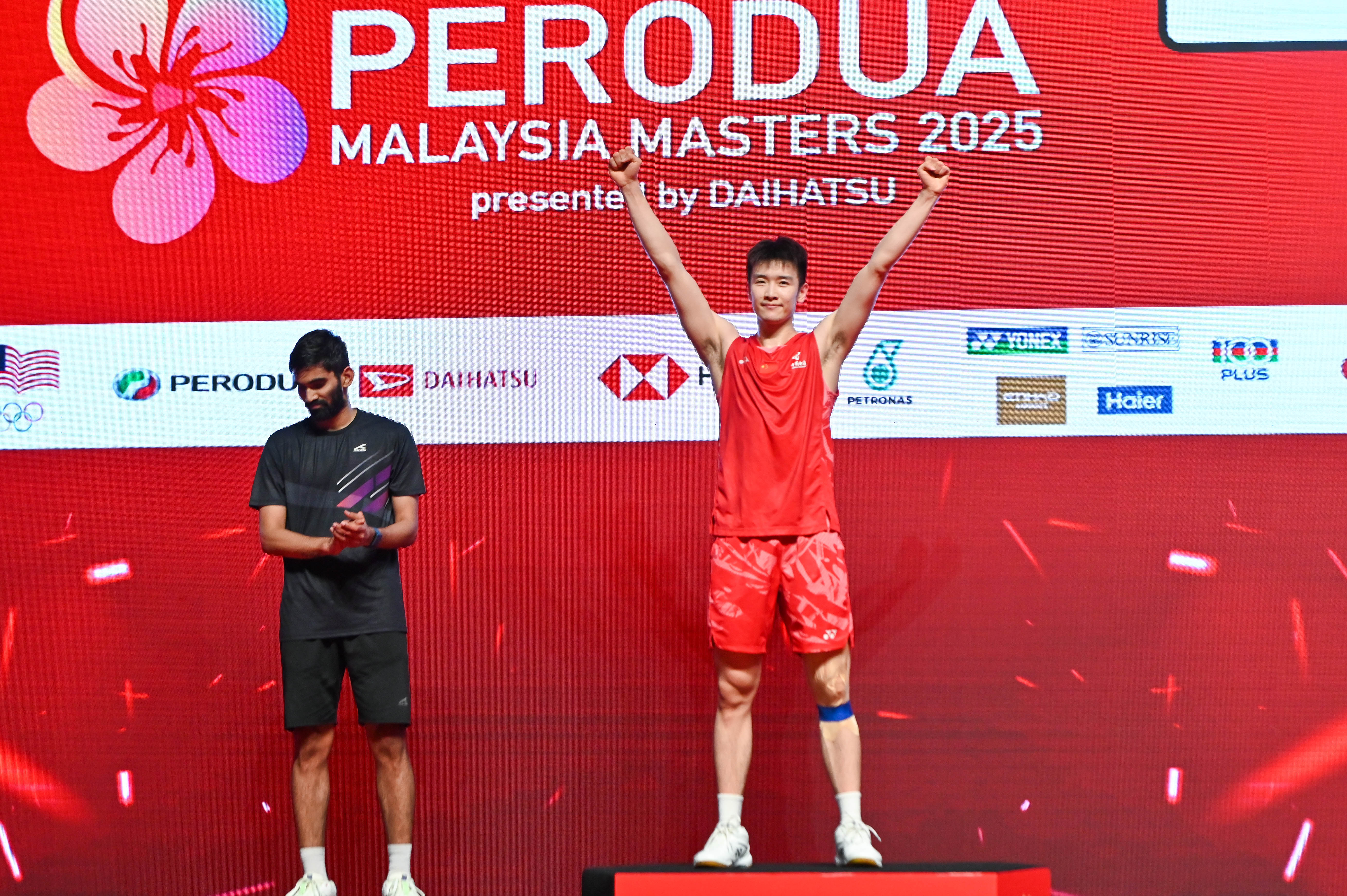 包含马来西亚羽毛球队险胜英格兰羽毛球队,辛杜爆发神勇的词条 包含马来西亚羽毛球队险胜英格兰羽毛球队,辛杜爆发神勇的词条