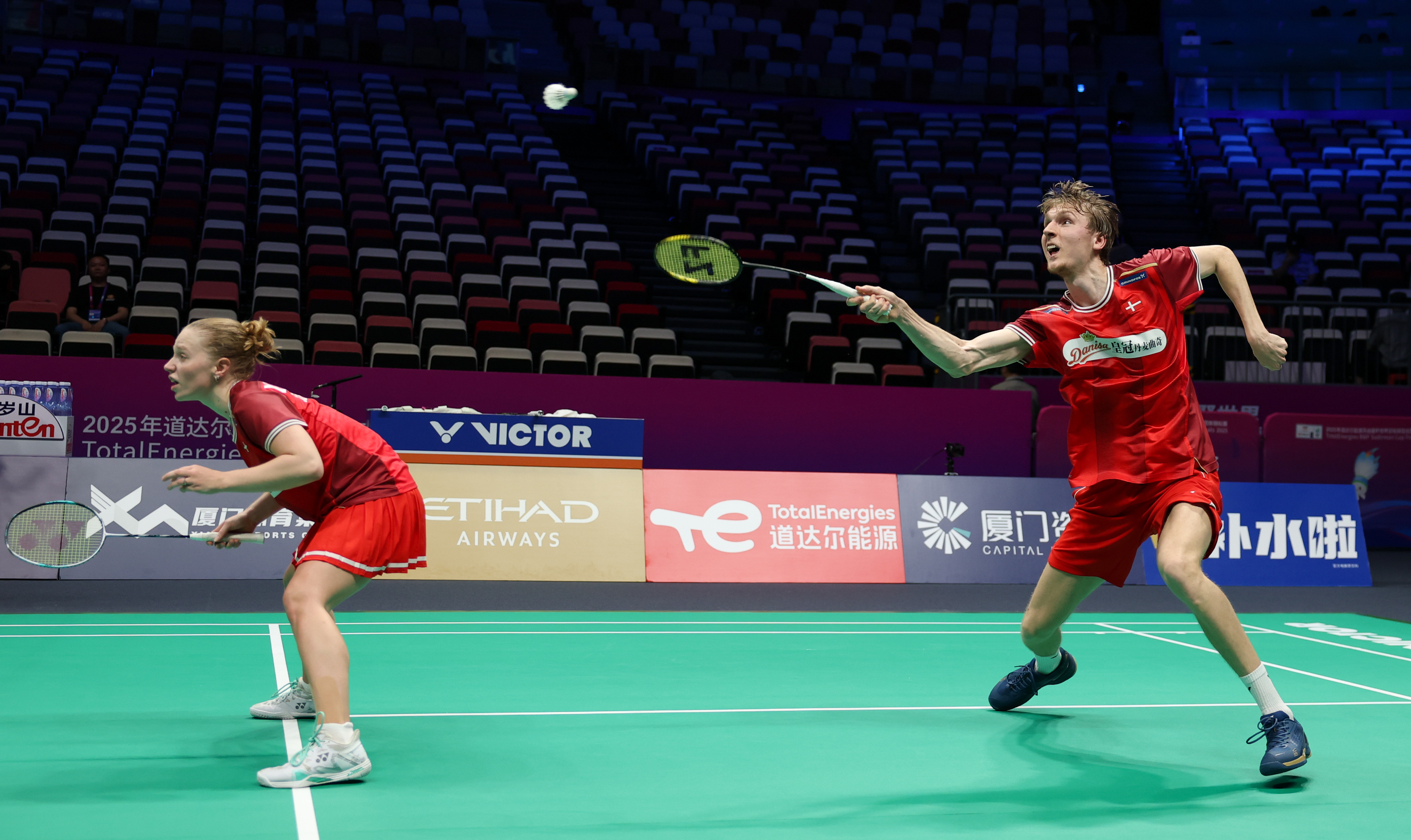 英格兰羽毛球队鏖战马来西亚羽毛球队,马琳爆发神勇的简单介绍 英格兰羽毛球队鏖战马来西亚羽毛球队,马琳爆发神勇的简单介绍