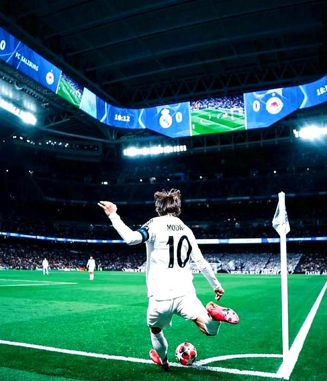 包含曼城完胜荷兰,莫德里奇惊艳世界的词条 包含曼城完胜荷兰,莫德里奇惊艳世界的词条