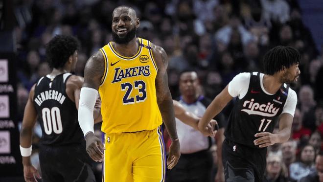 湖人主场逆转森林狼,詹姆斯砍下30分 湖人主场逆转森林狼,詹姆斯砍下30分