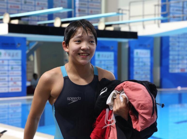 开云体育官方网站-中国女子游泳选手闯入决赛，实力抢眼