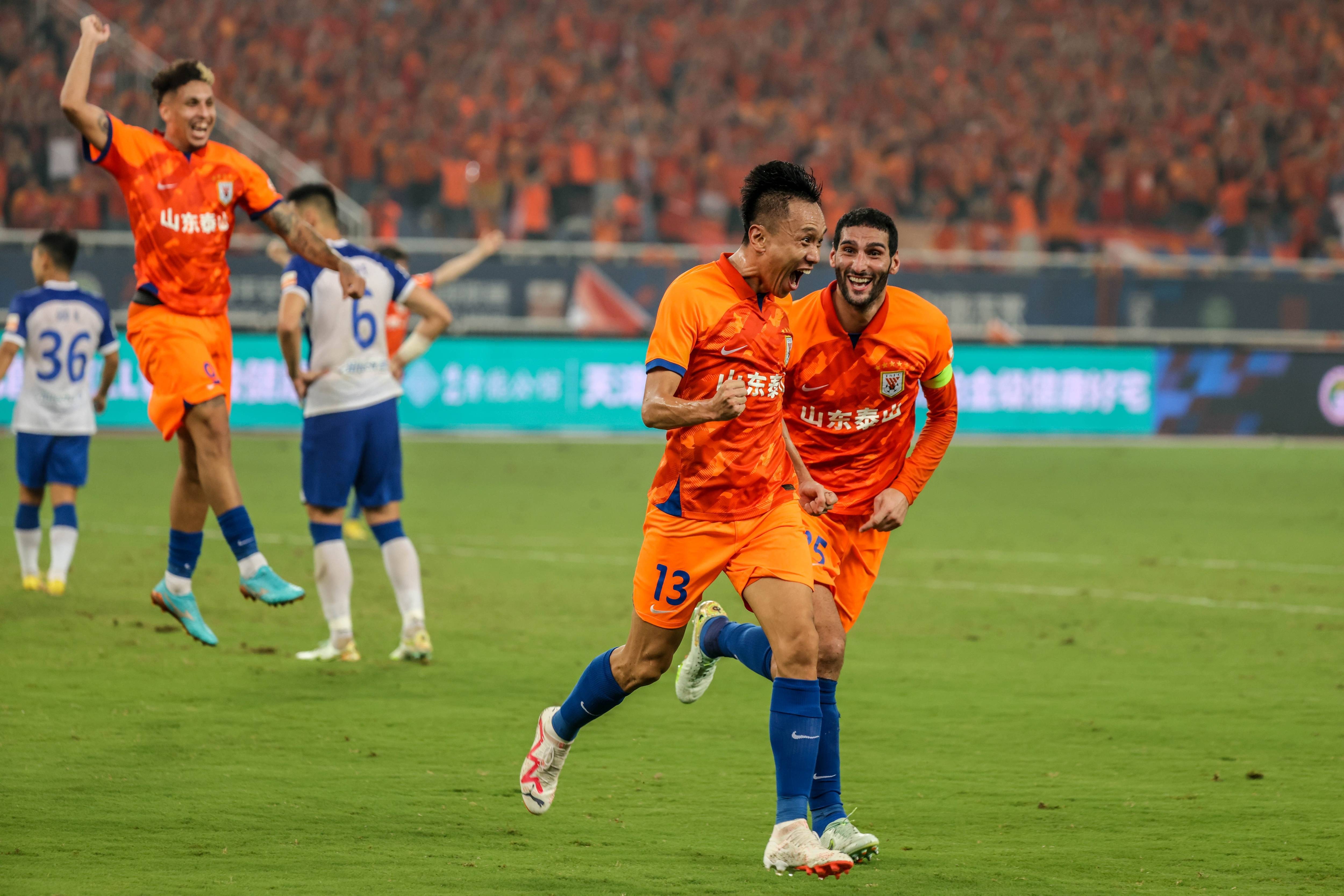 苏宁客场战平鲁能,争夺亚冠席位 苏宁客场战平鲁能,争夺亚冠席位