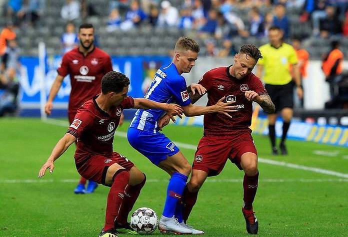 关于南安普顿主场失利，保级压力大增的信息