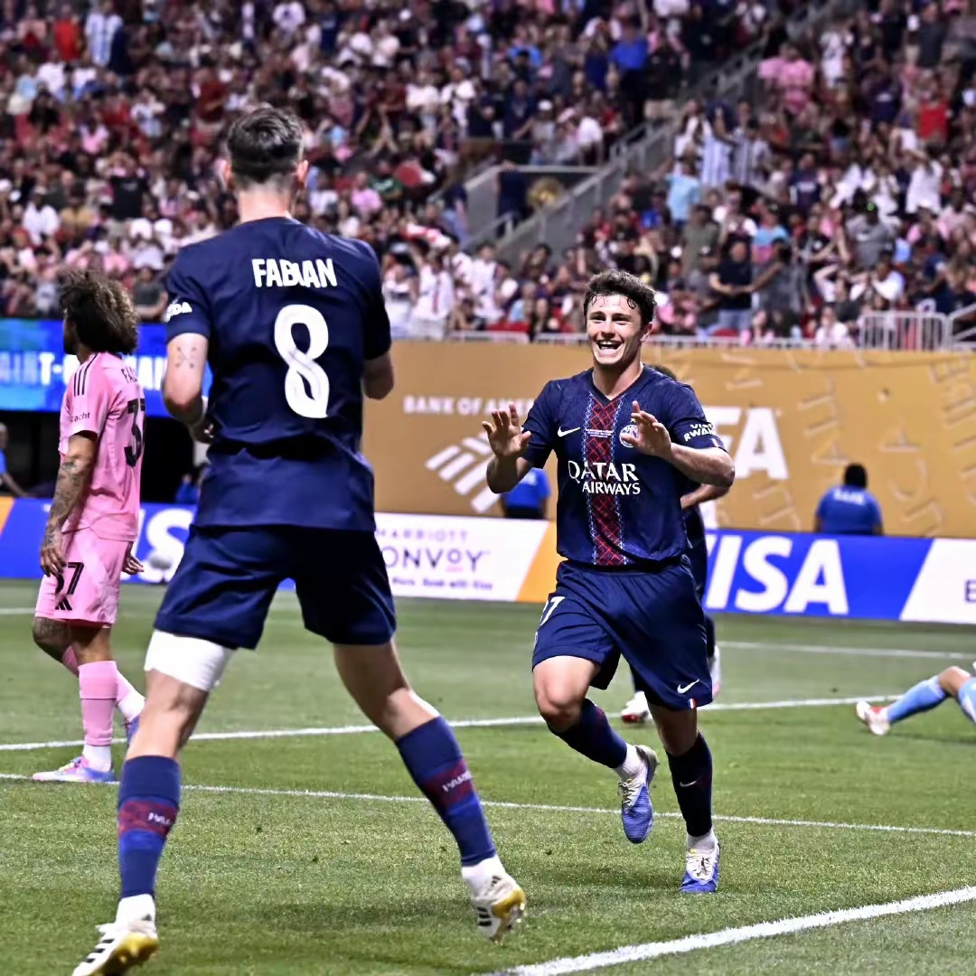 关于巴黎圣日耳曼客场挑战尼斯，全力争胜保持领先优势的信息