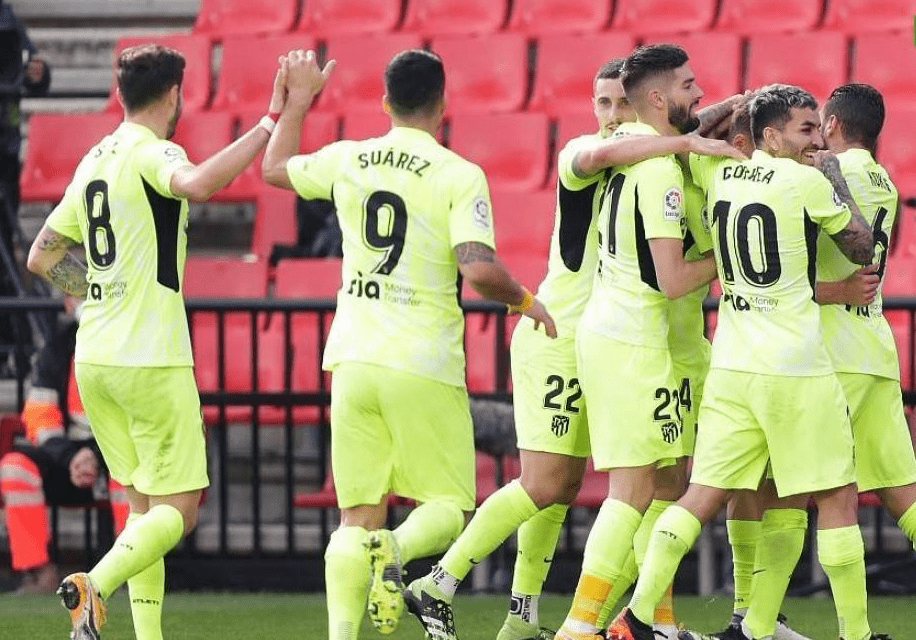 包含巴拉多利德主场大胜，积分榜排名上升的词条