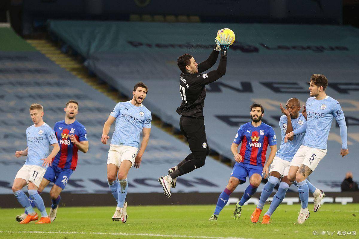 曼彻斯特球队客场获胜，保持连胜