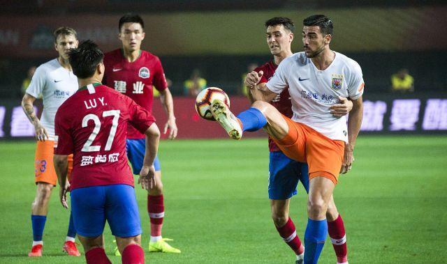 山东队逆转广州队，易建联状态火热