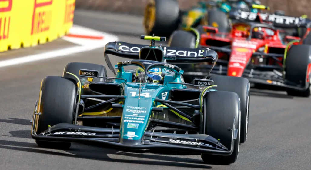 包含法拉利逆转哈斯车队，阿隆索扛起全队的词条