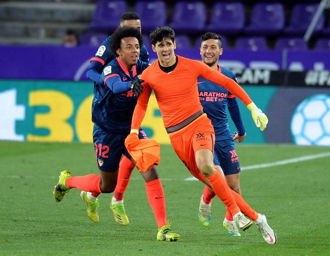 开云官方app入口-智利逆转瑞士，苏亚雷斯刷新纪录