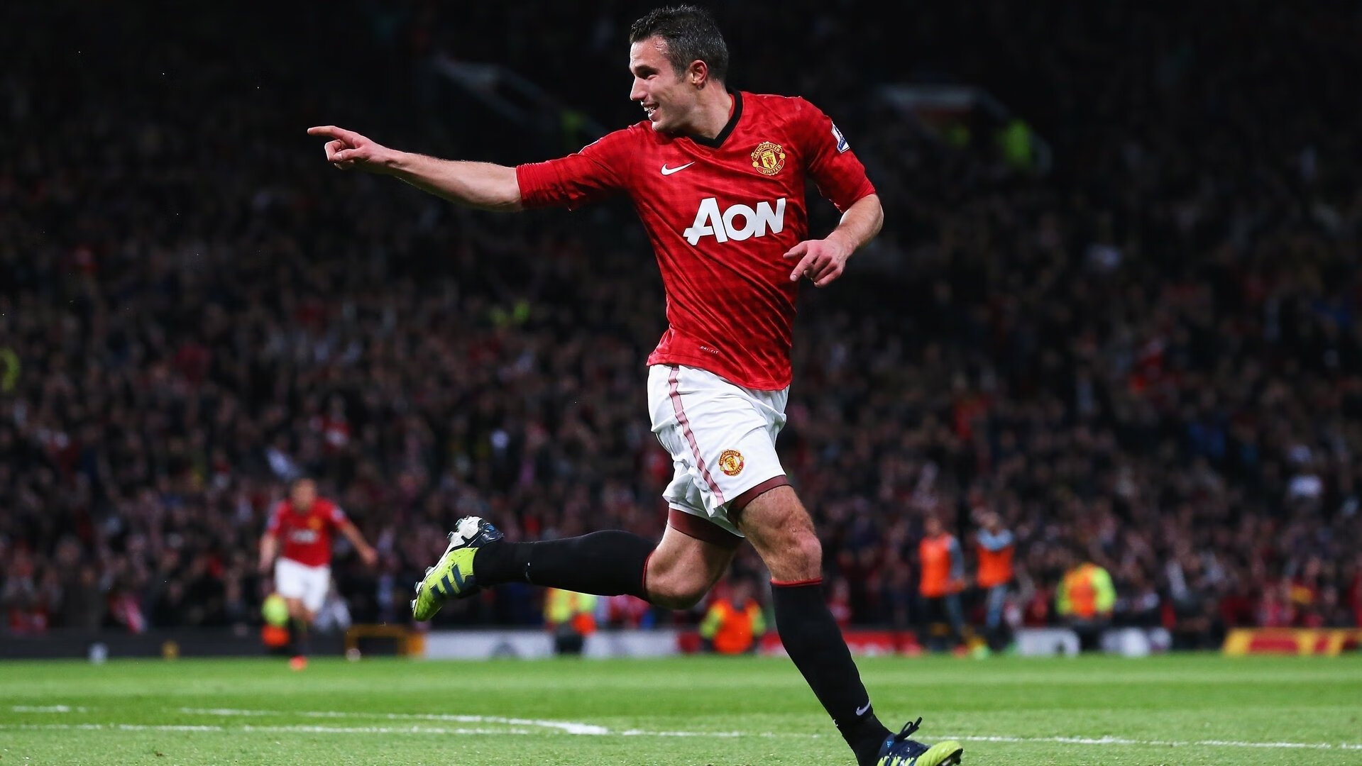 孤星破晓,梅西一肩扛起全队,马竞险胜里昂背后的战术与意志之战